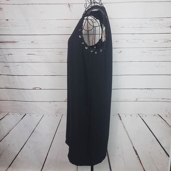 Karen Kane Black Sleeveless Shift Dress - Picture 7 of 10